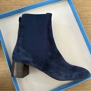Jack Rogers Brianna Suede Bootie in Midnight Suede Size 8